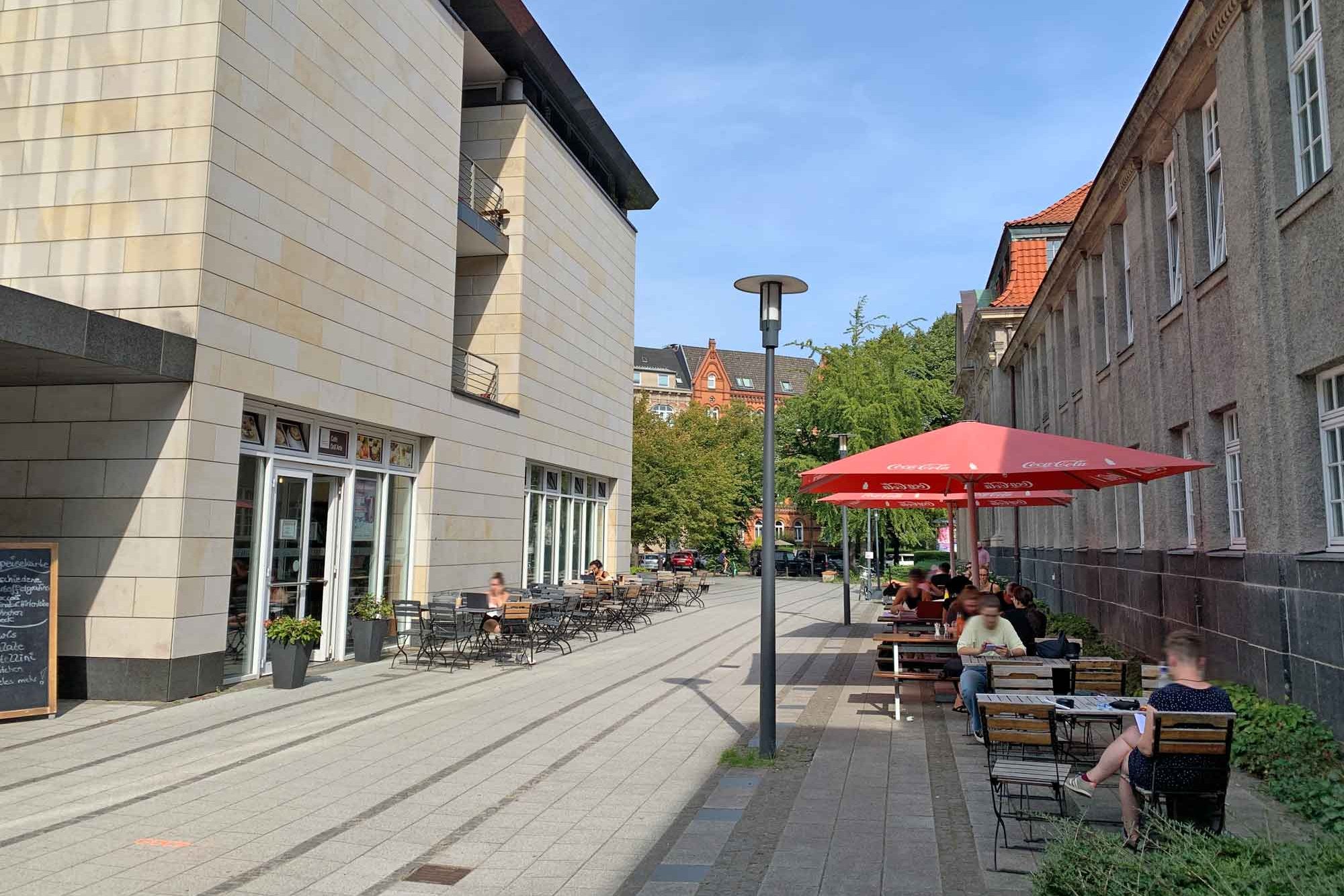 Outdoor seating at Café dell'Arte