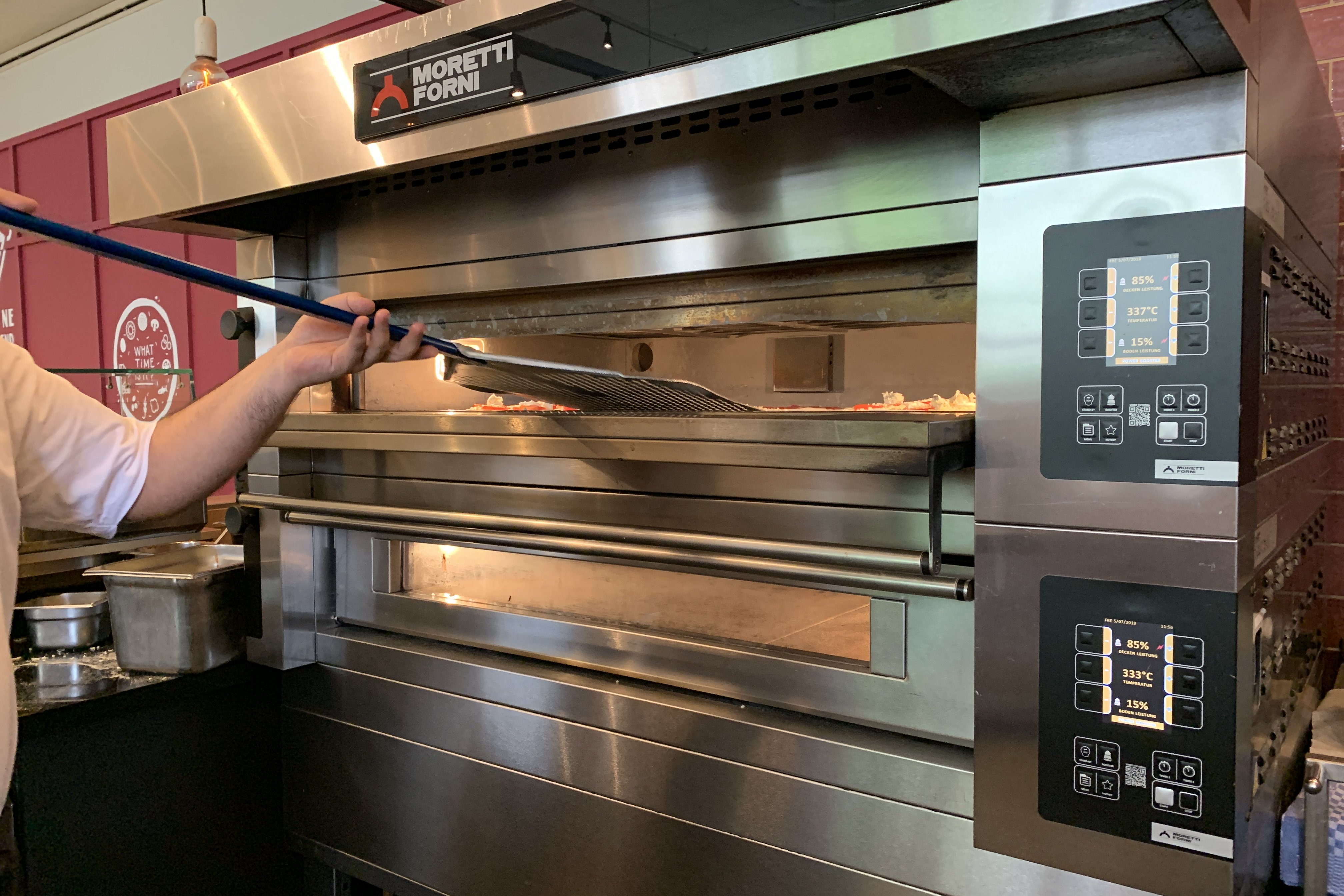 Pizza oven at Schlüters