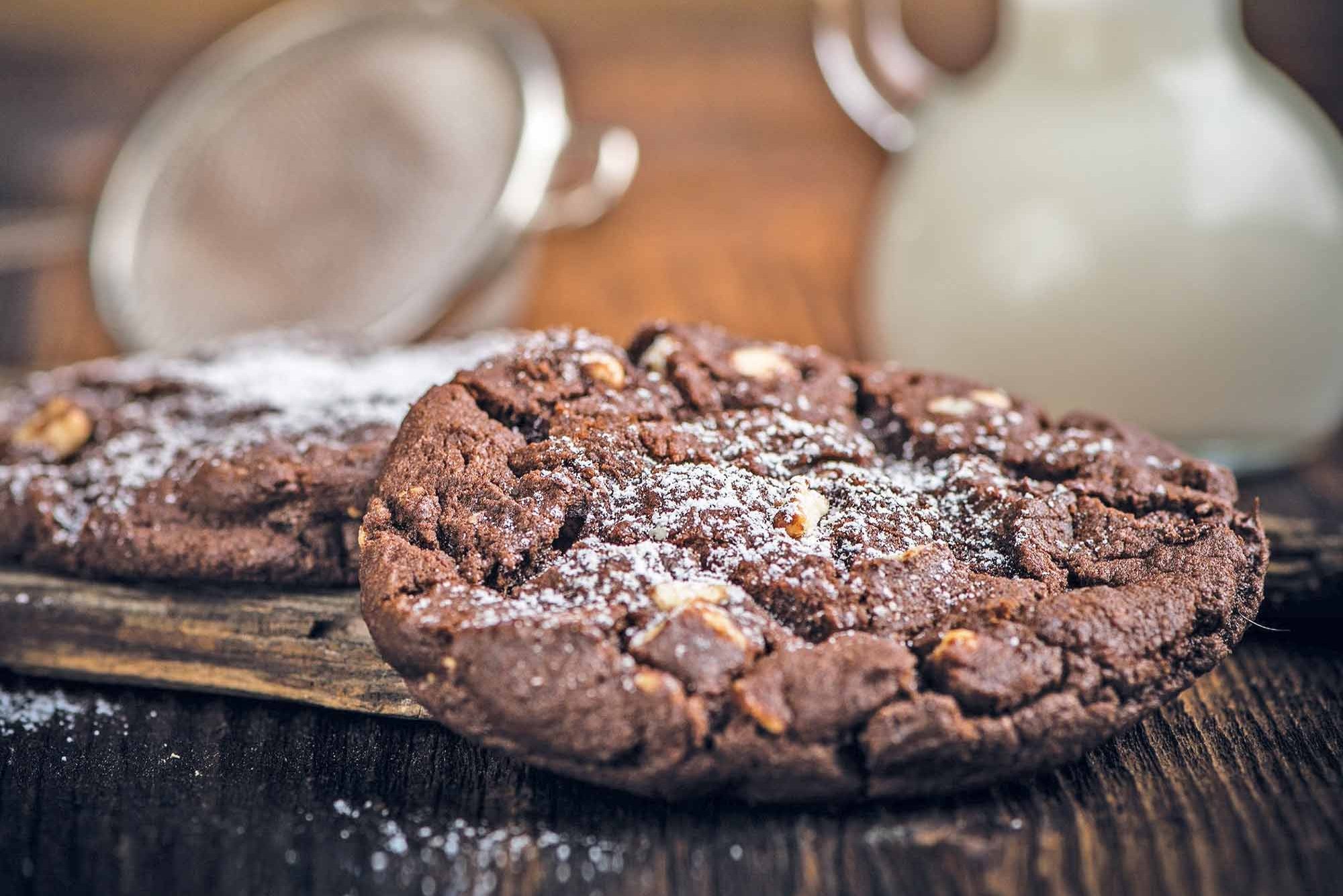 chocolate chip cookies