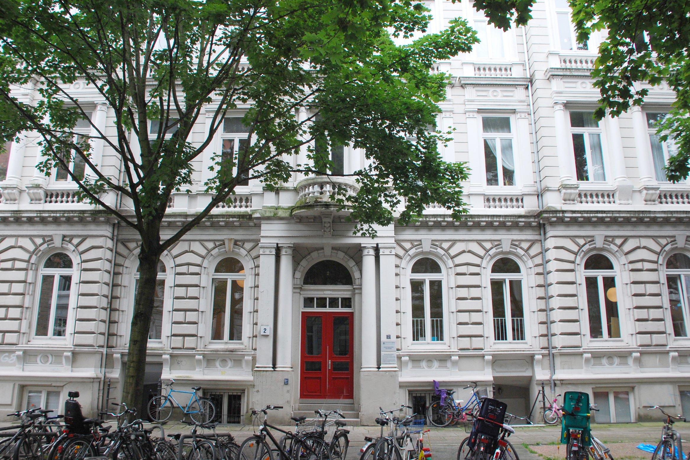 Wohnanlage in der Bornstraße von außen