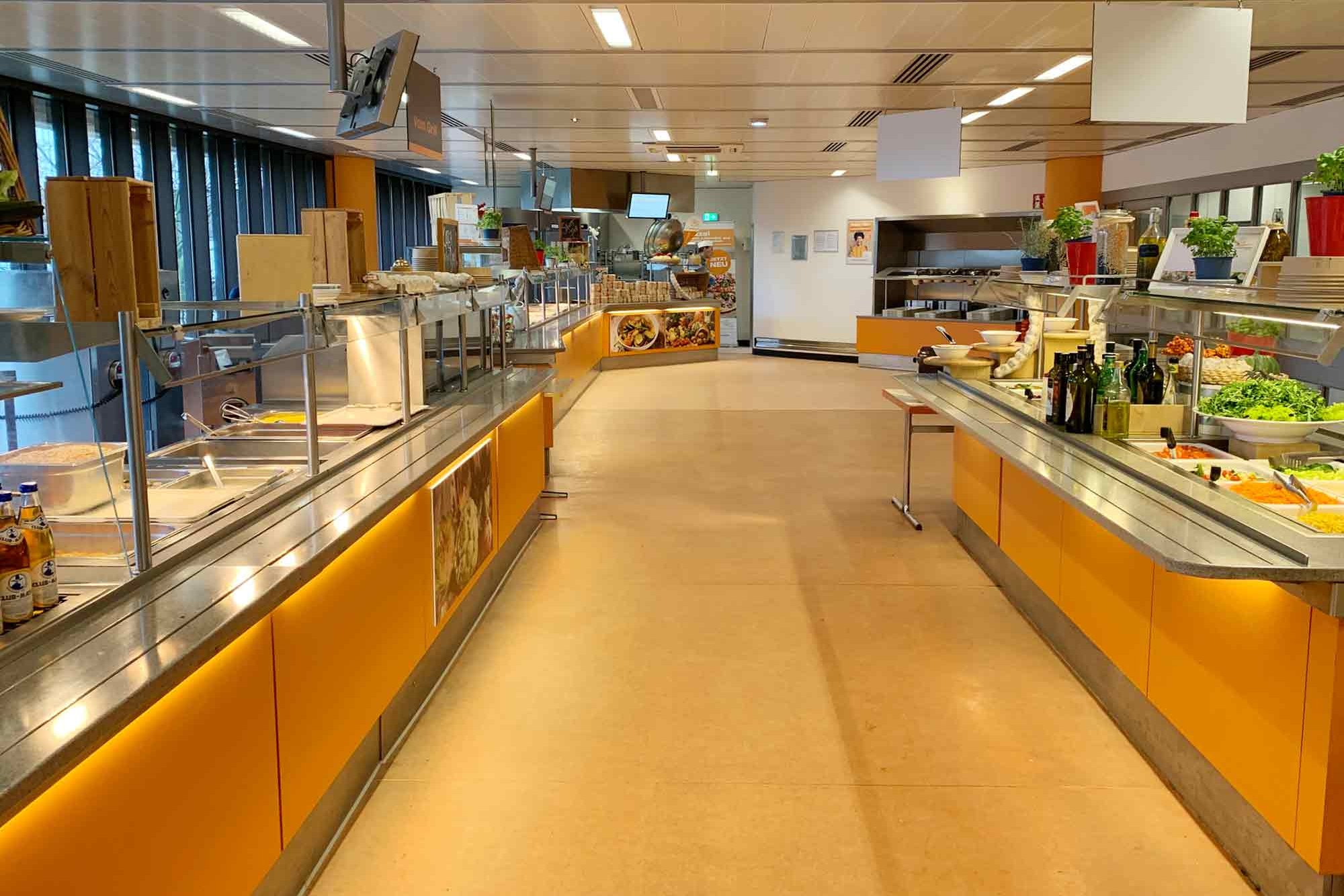 Food displays in the Cafeteria Berliner Tor