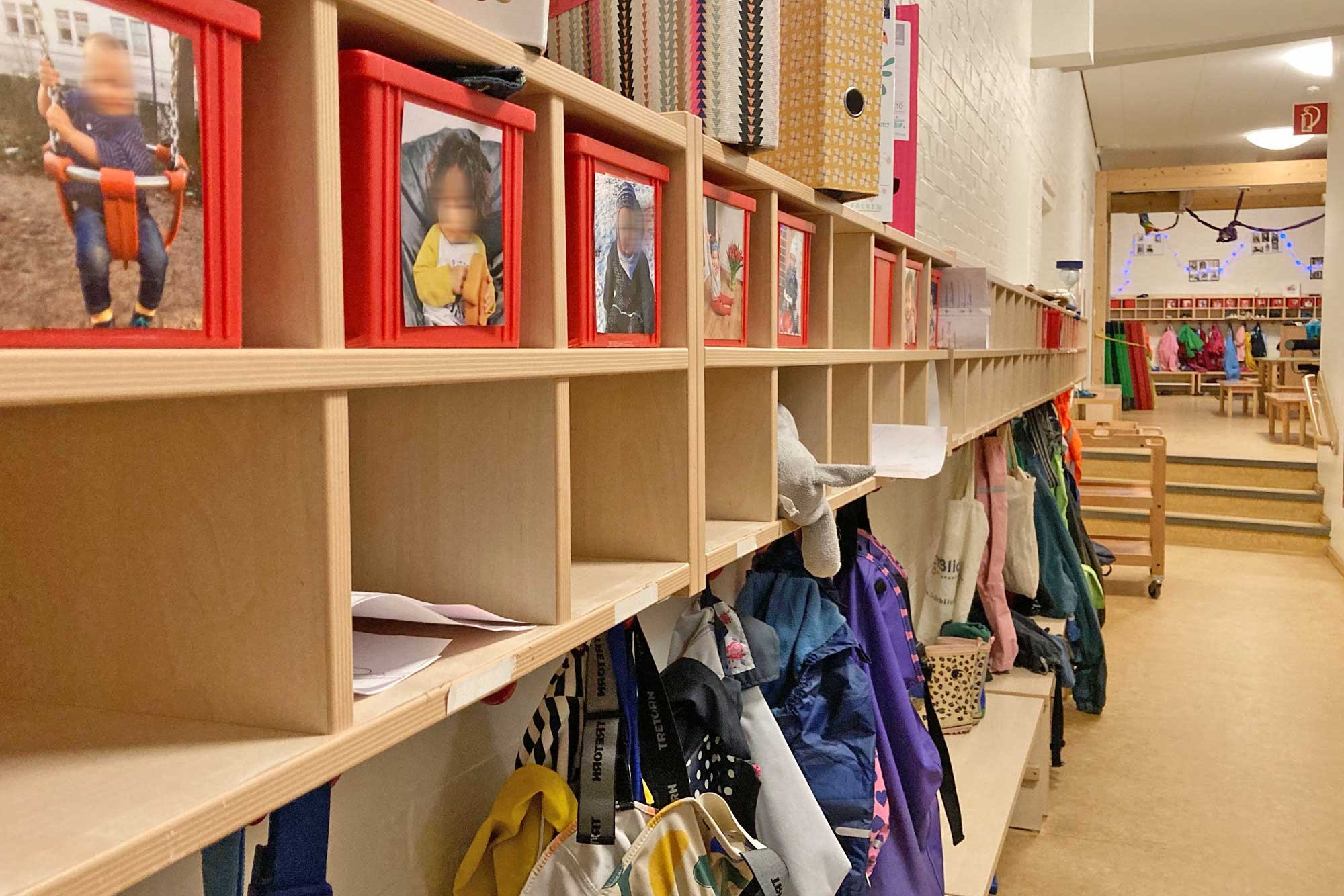Children's coat rack with jackets at the “Die Stifte” daycare center