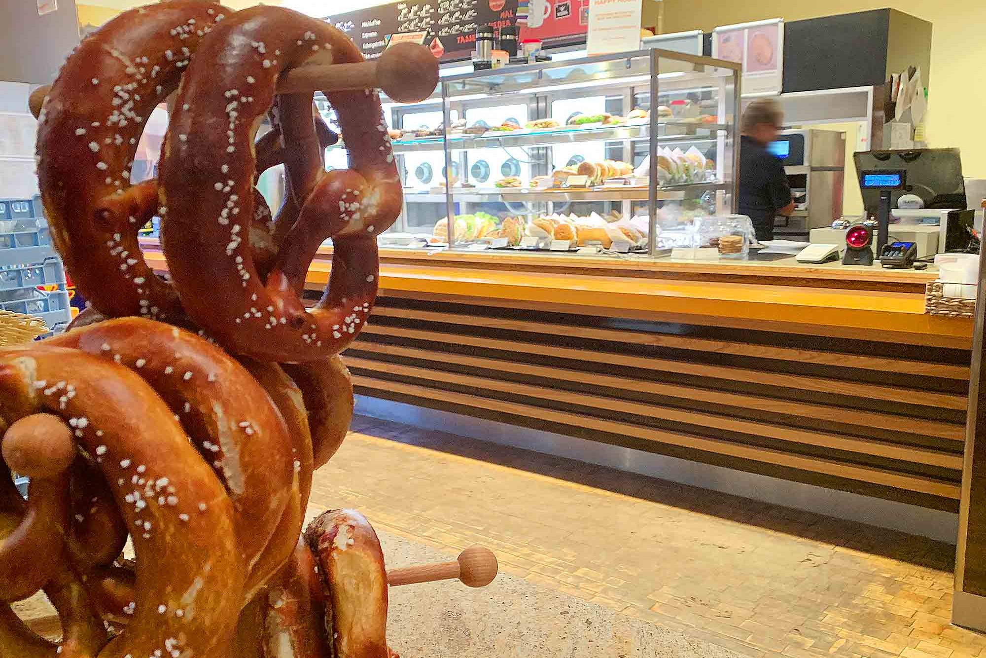 Pretzels on a rack in Café Student Affairs