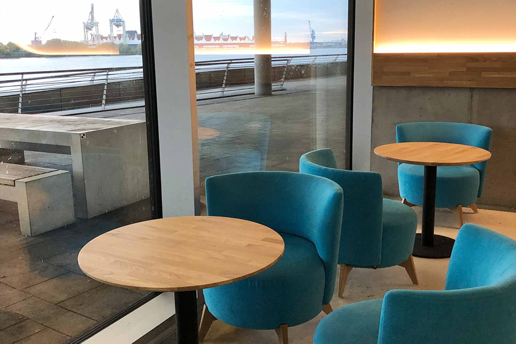 Sitzecken im Café HCU