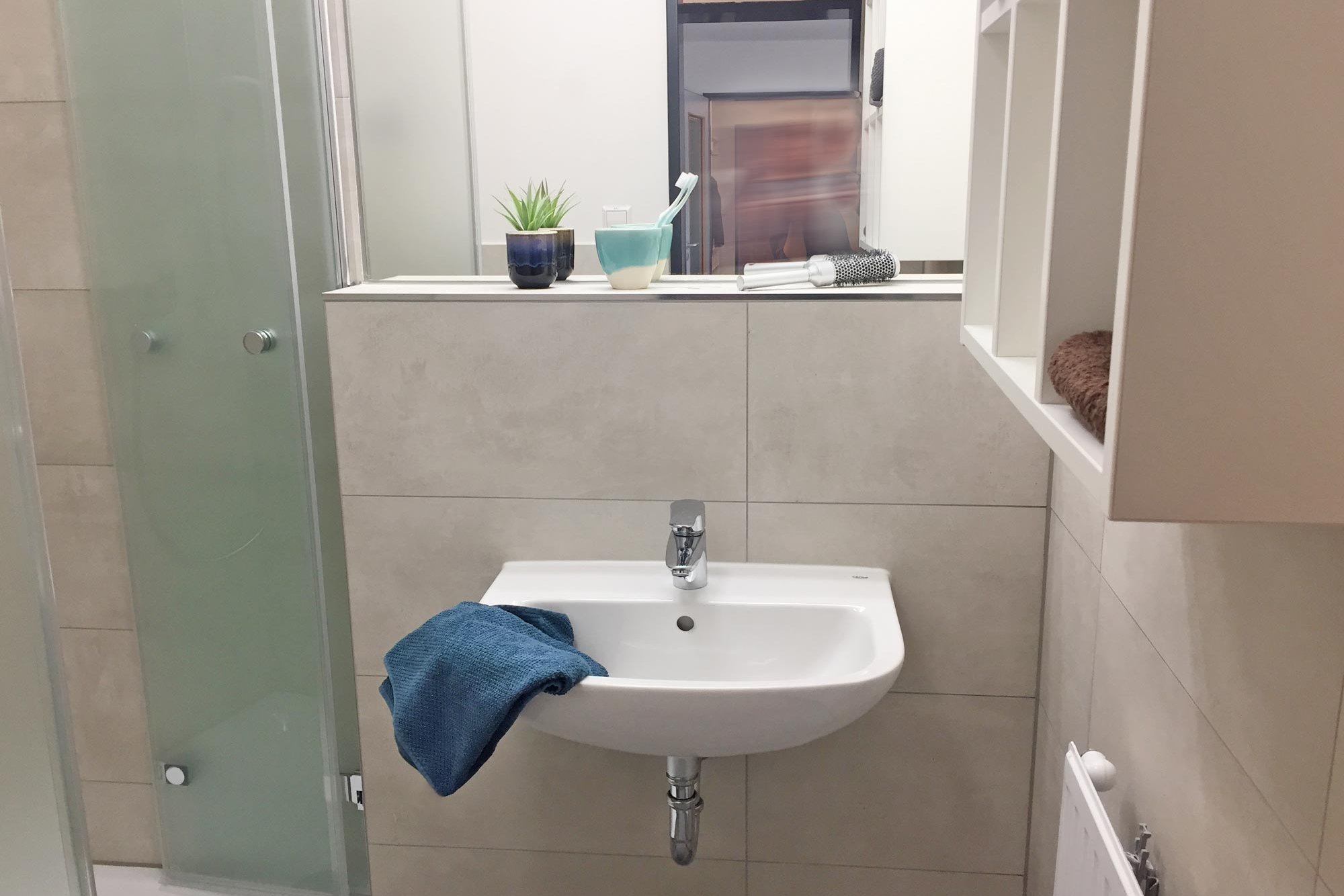 washbasin in the student's room