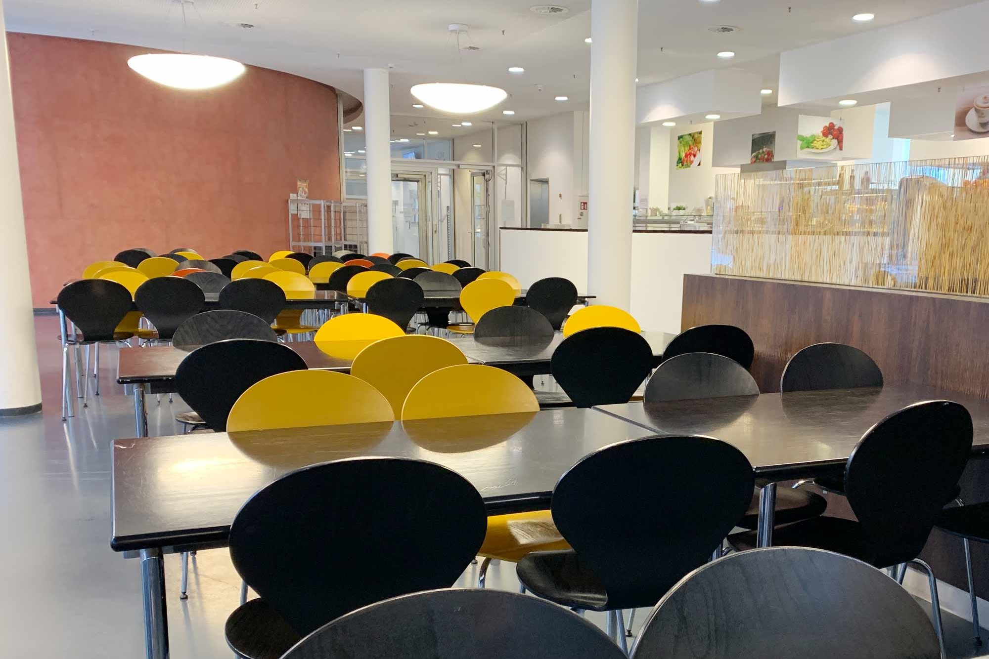 a look inside the cafeteria Cafeteria Bucerius Law School