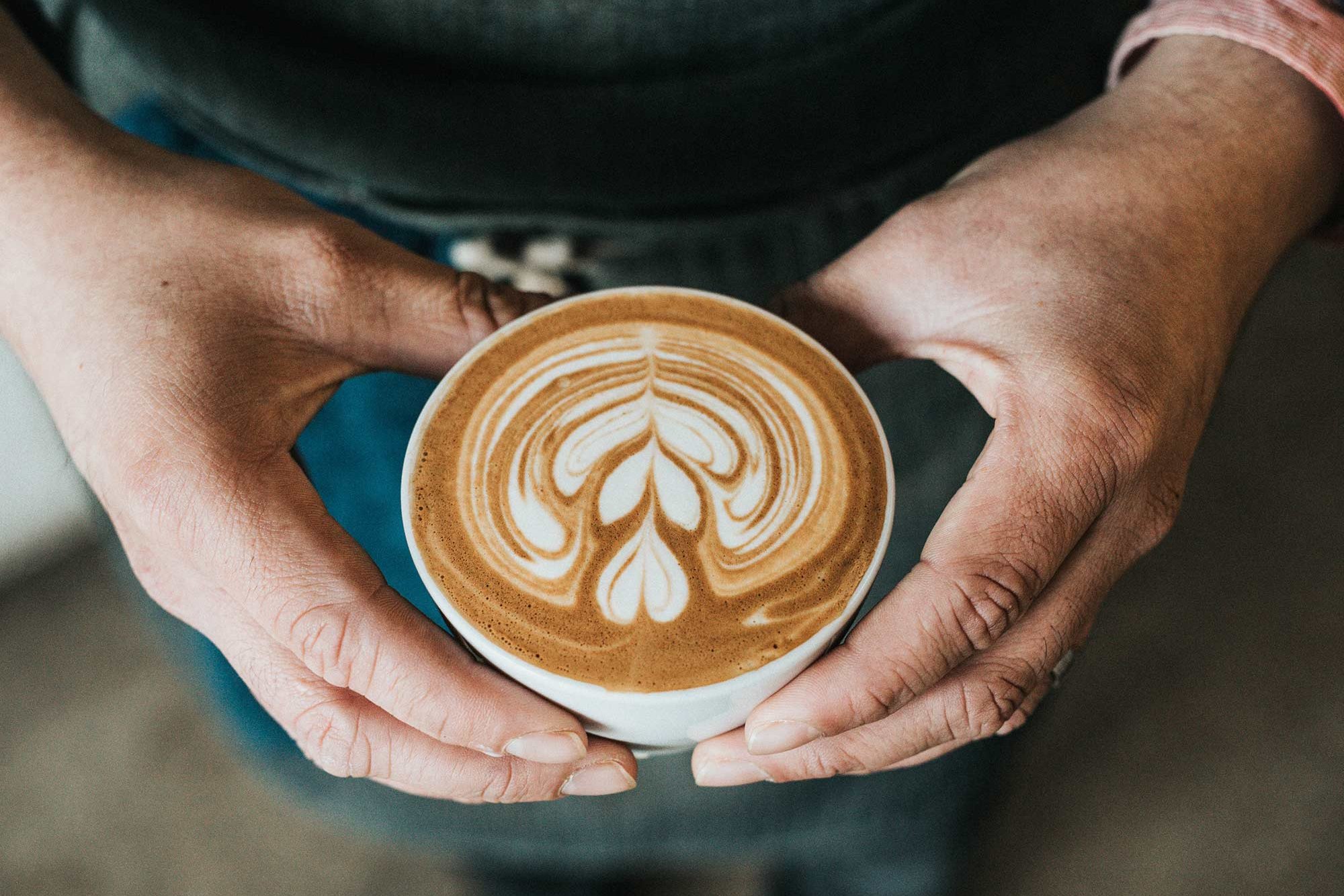 Man holding a cappuccino