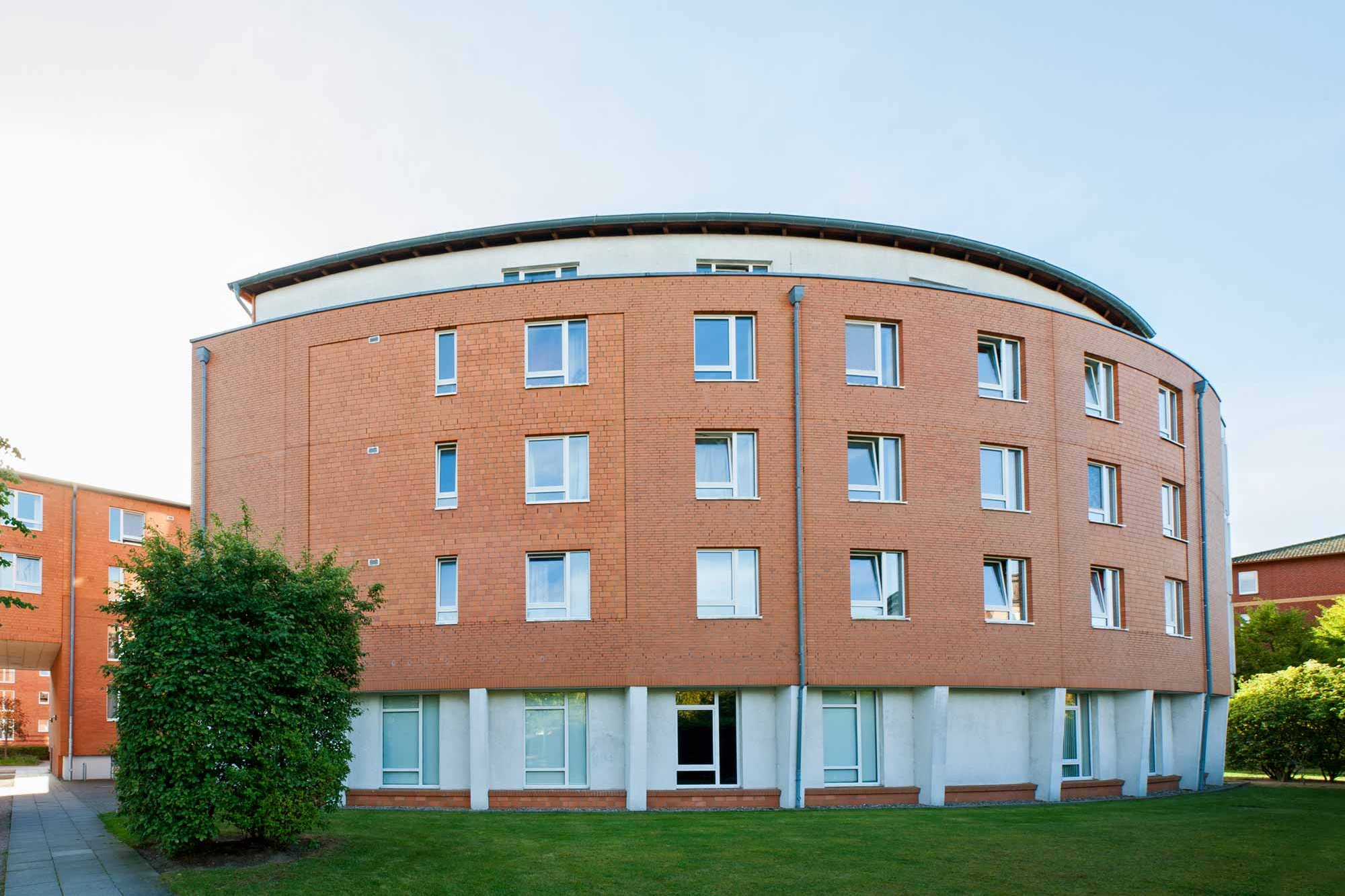 Exterior view of the Allermöhe residential complex