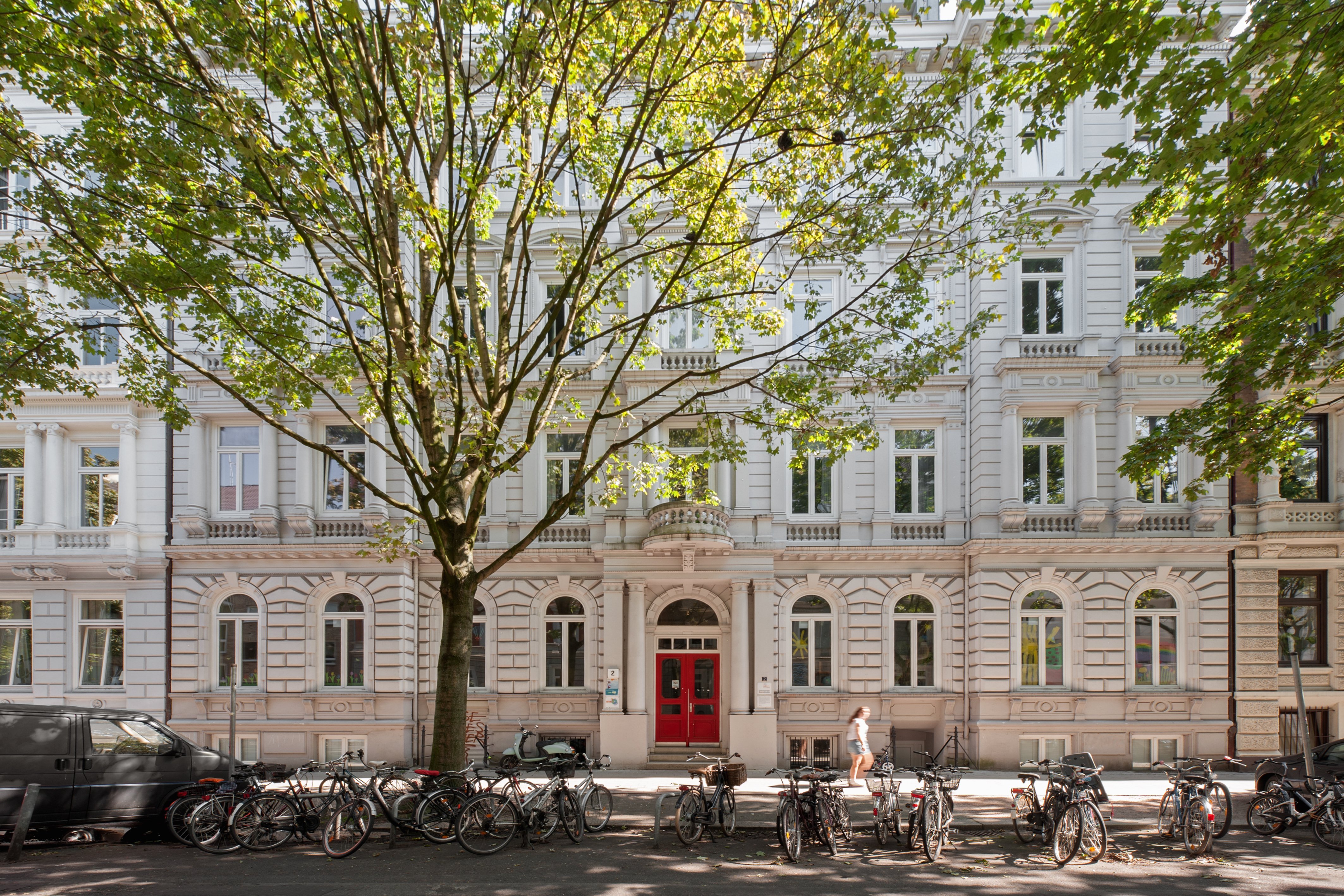 Exterior view of the Bornstraße residential complex